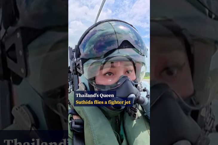 Thailand’s Queen Suthida flies a fighter jet